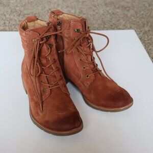 Aqua Sofft Suede Leather Boot Size 9.5 M Sienna Color Never Worn